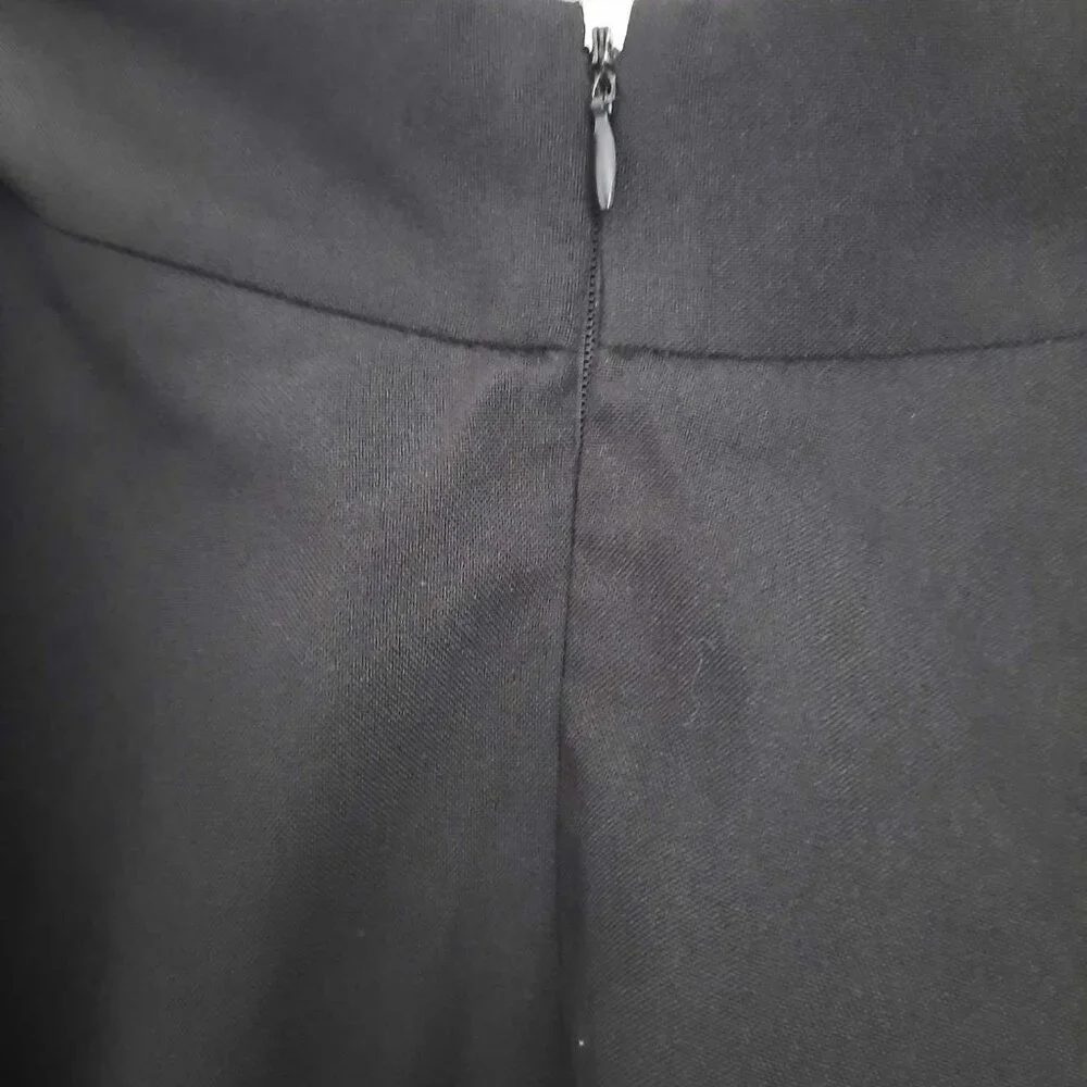 Mid Length Black Circle Skirt - Picture 3 of 3